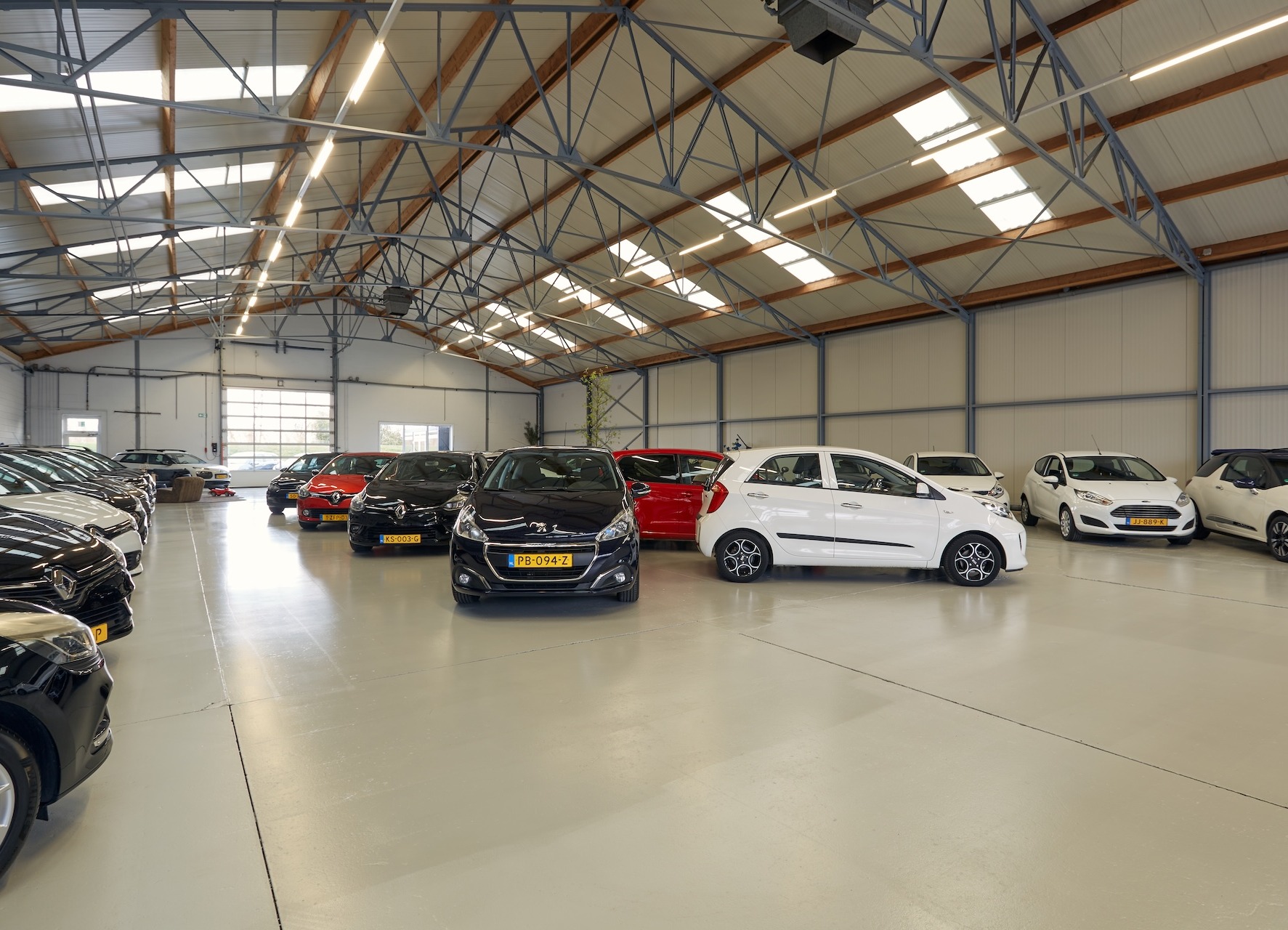 Content 13_content_image_1763473208477839953.jpg Inkoop / taxatie | Autobedrijf van Wierick