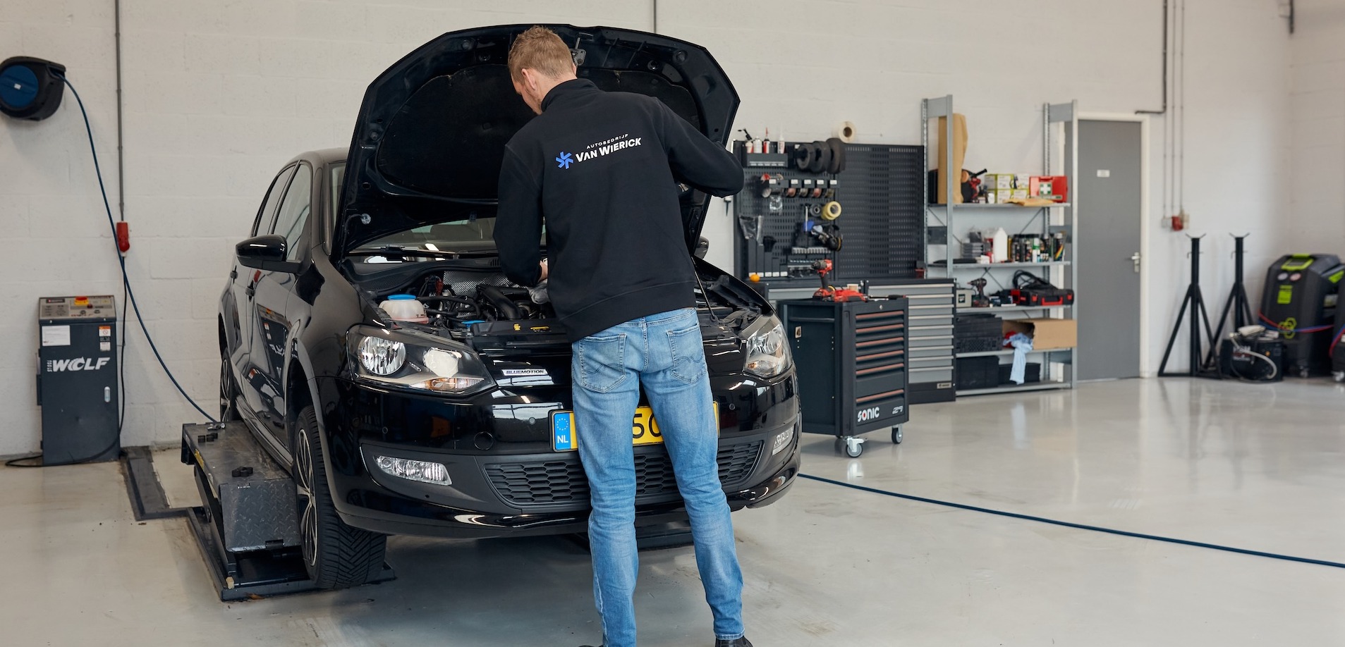 Subpage Listing Image Automonteur | Autobedrijf van Wierick