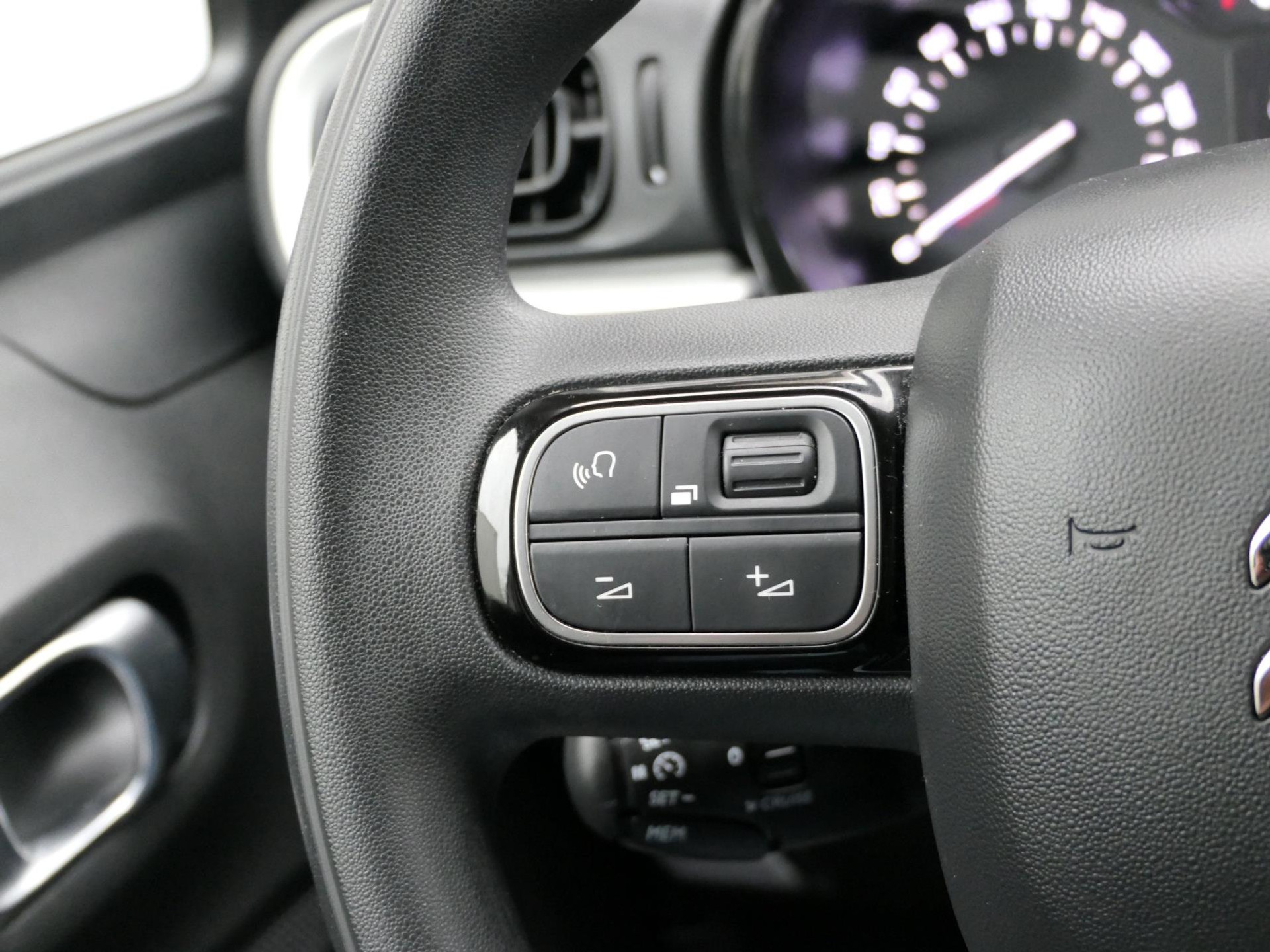 Citroën C3 1.2 PureTech S&S Feel Edition | Cruise | Clima | Navi 47486838-16.jpg | Autobedrijf van Wierick