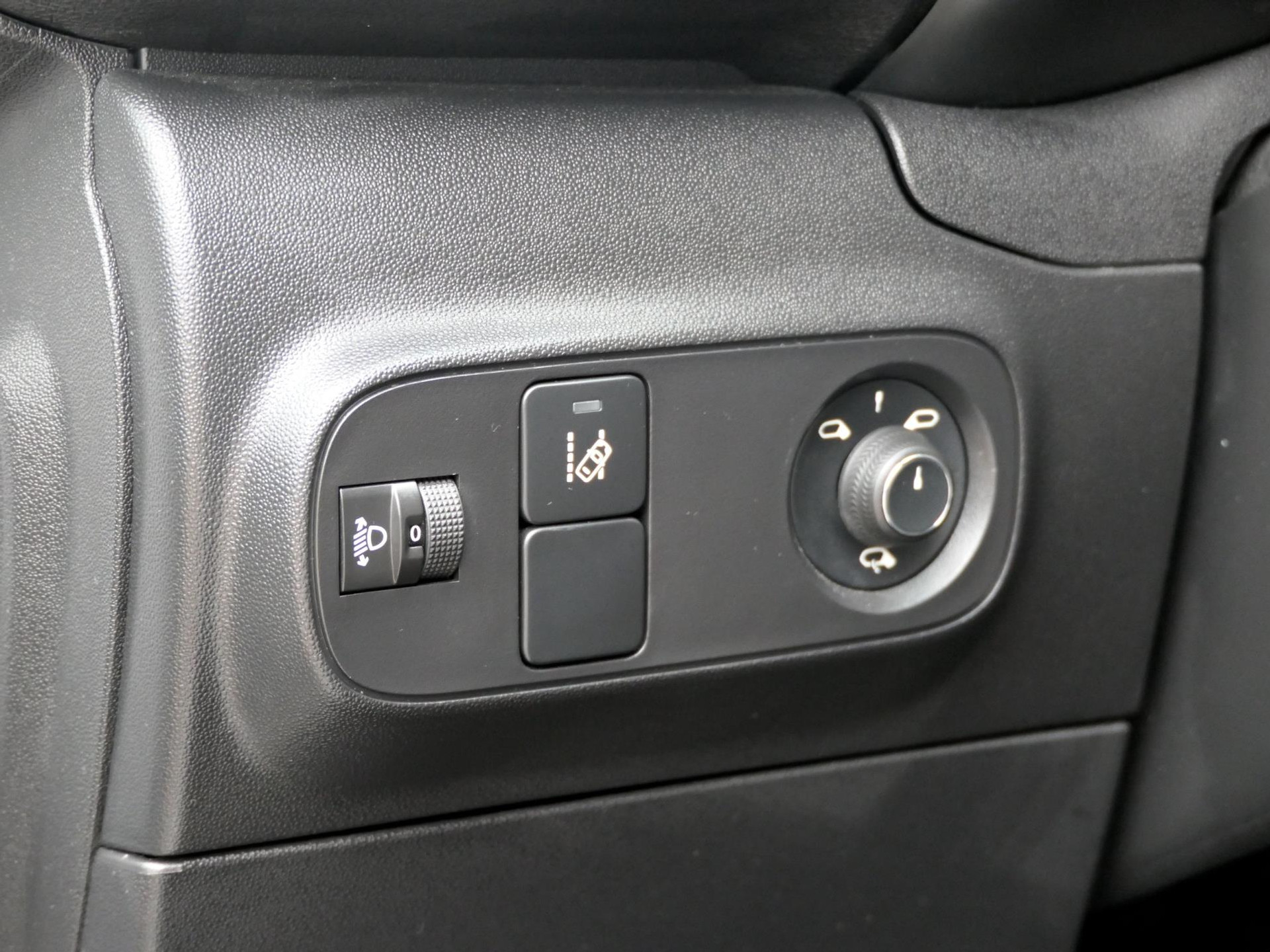 Citroën C3 1.2 PureTech S&S Feel Edition | Cruise | Clima | Navi 47486838-18.jpg | Autobedrijf van Wierick