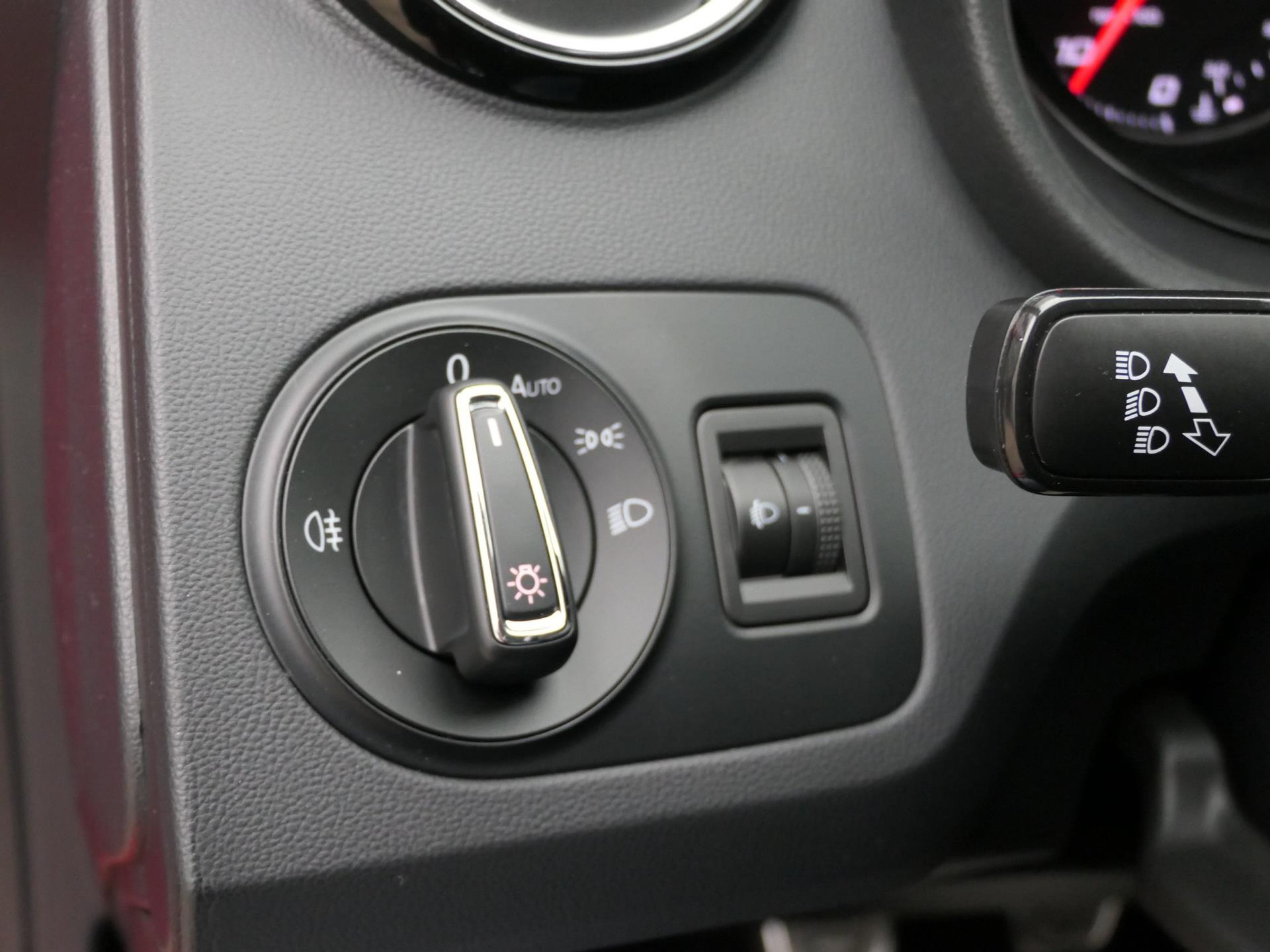 SEAT Ibiza 1.2 TSI | Stoelverwarming | Bluetooth | Clima 47487239-16.jpg | Autobedrijf van Wierick