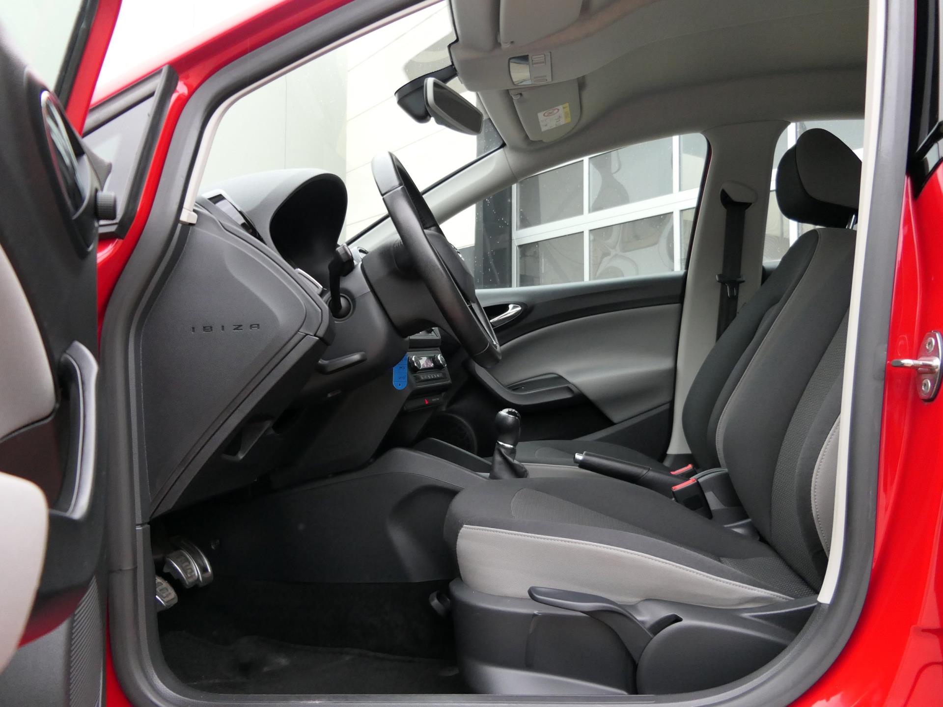 SEAT Ibiza 1.2 TSI | Stoelverwarming | Bluetooth | Clima 47487239-8.jpg | Autobedrijf van Wierick