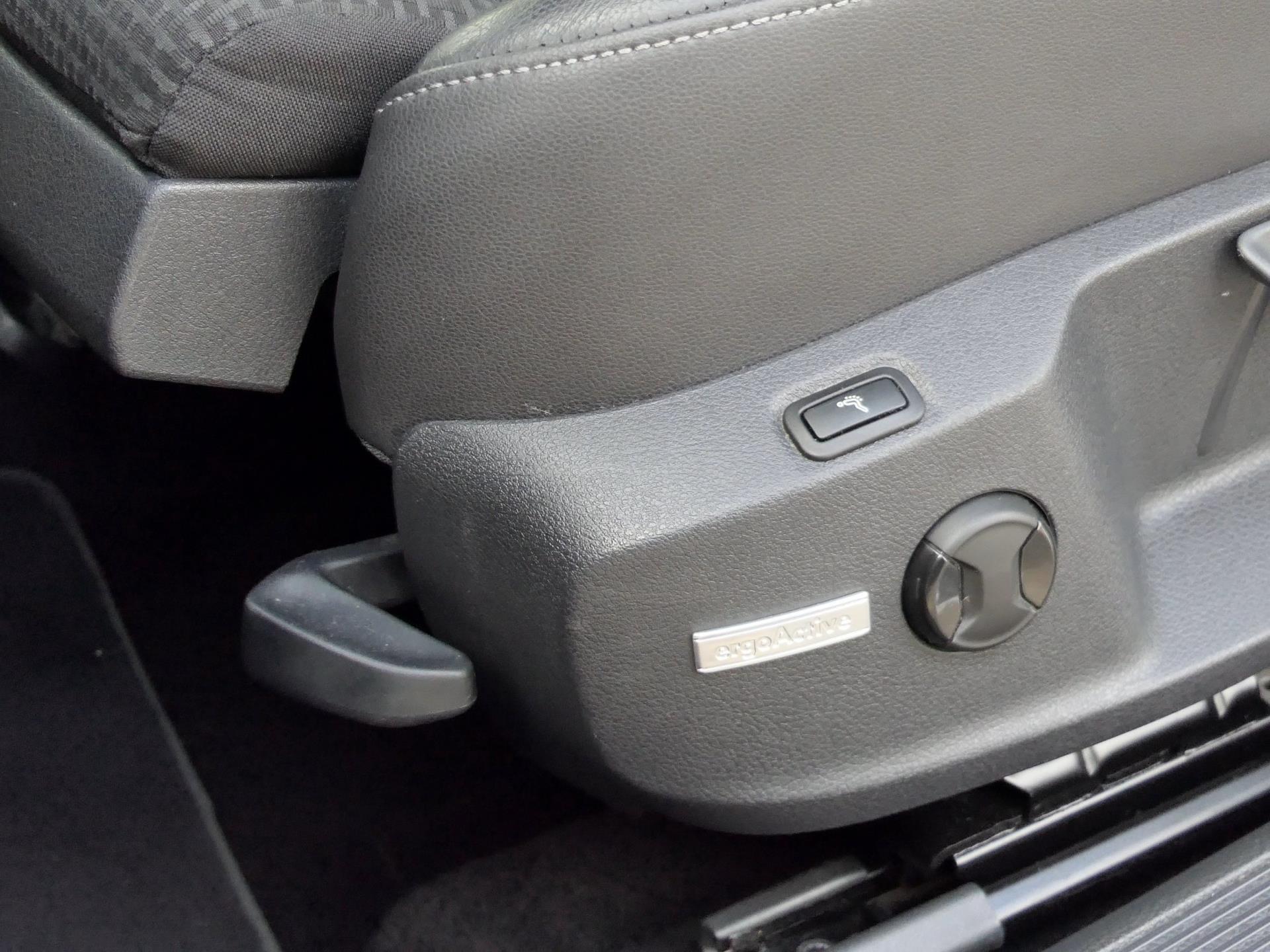 Volkswagen Golf Variant 1.4 TSI Highline 122PK | Xenon | Half leder/stof | Stoelverwarming 47546461-15.jpg | Autobedrijf van Wierick
