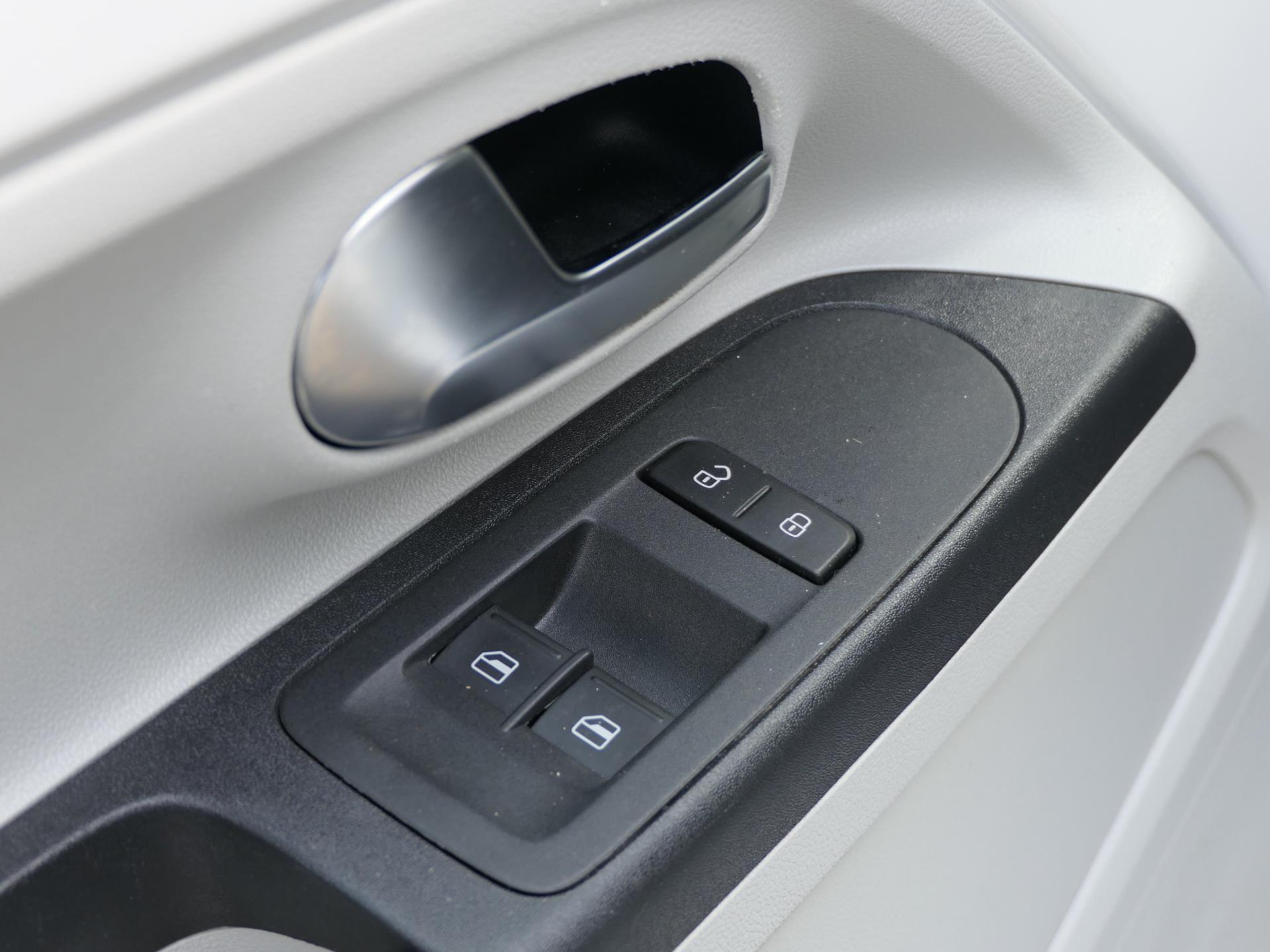 SEAT Mii 1.0 Style Connect 5-Deurs | Airco | NAP | Dealer Onderhouden 47647046-15.jpg | Autobedrijf van Wierick