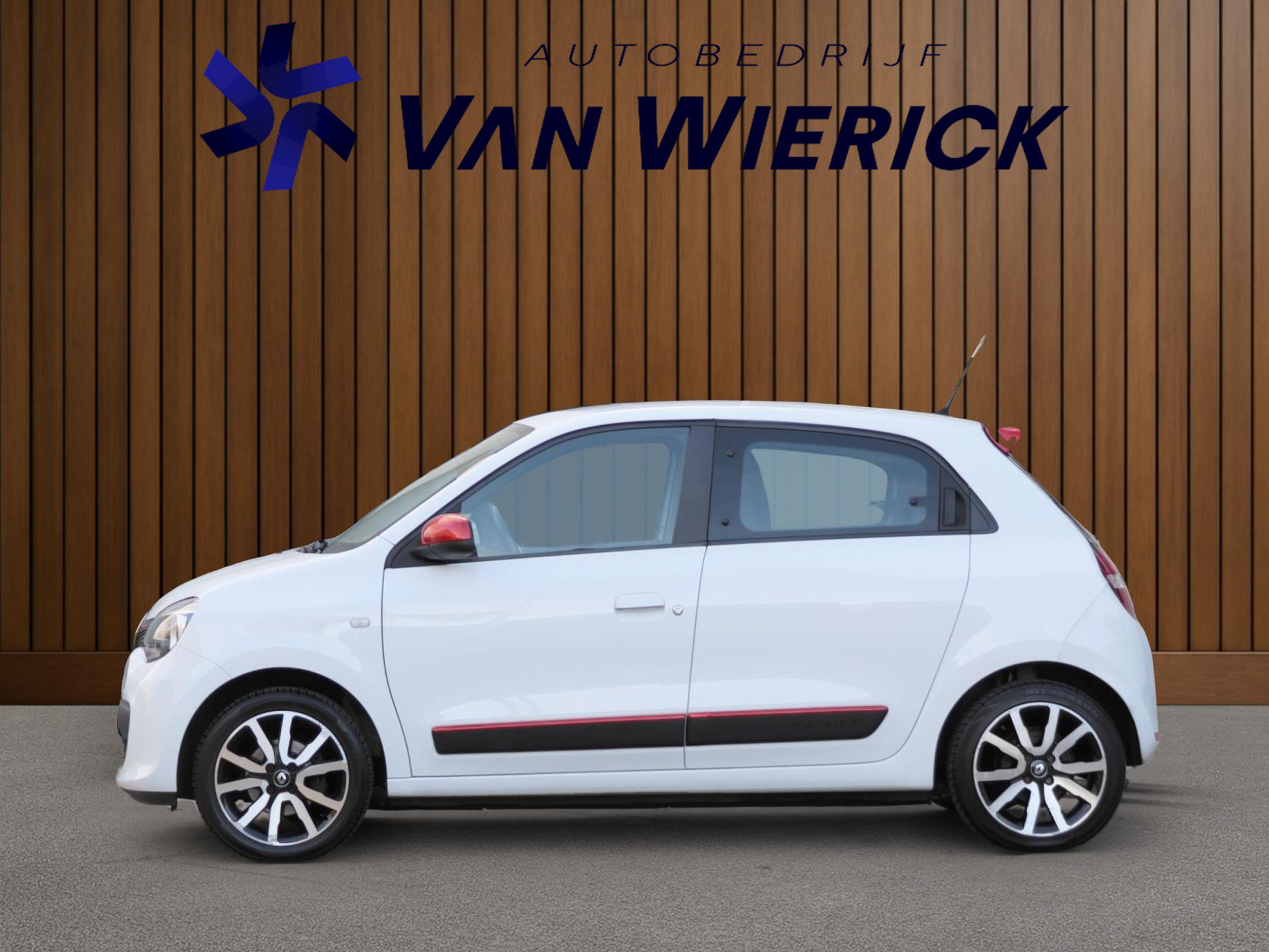 Renault Twingo 0.9 TCe Dynamique | Cruise | Bluetooth | 16 Inch | NAP 47974687-1.jpg | Autobedrijf van Wierick