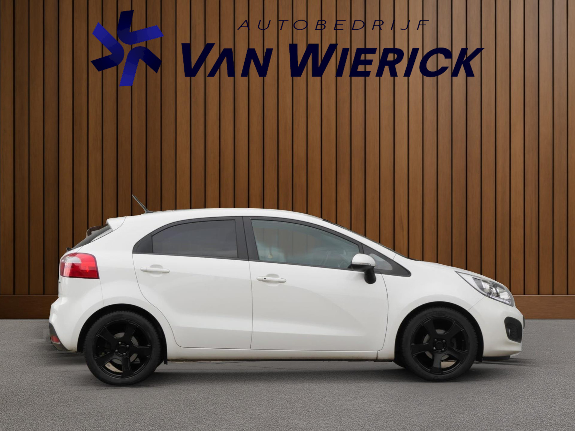 Kia Rio 1.2 CVVT Super Pack 5-Deurs | Cruise | Clima | Bluetooth | 17 Inch 48052003-2.jpg | Autobedrijf van Wierick