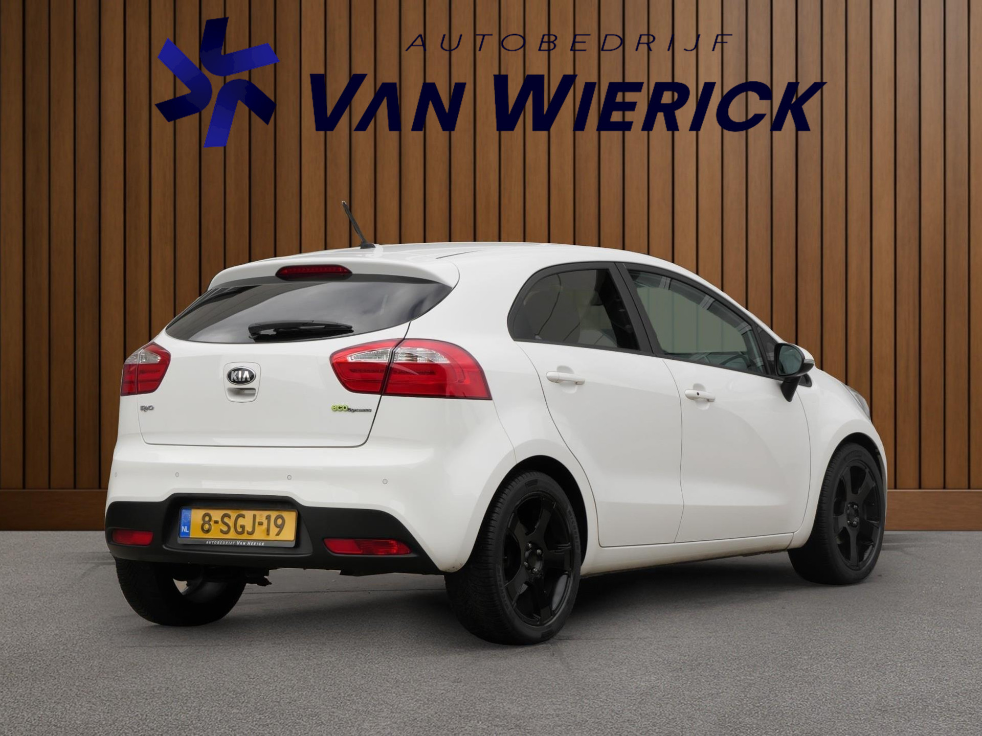 Kia Rio 1.2 CVVT Super Pack 5-Deurs | Cruise | Clima | Bluetooth | 17 Inch 48052003-3.jpg | Autobedrijf van Wierick