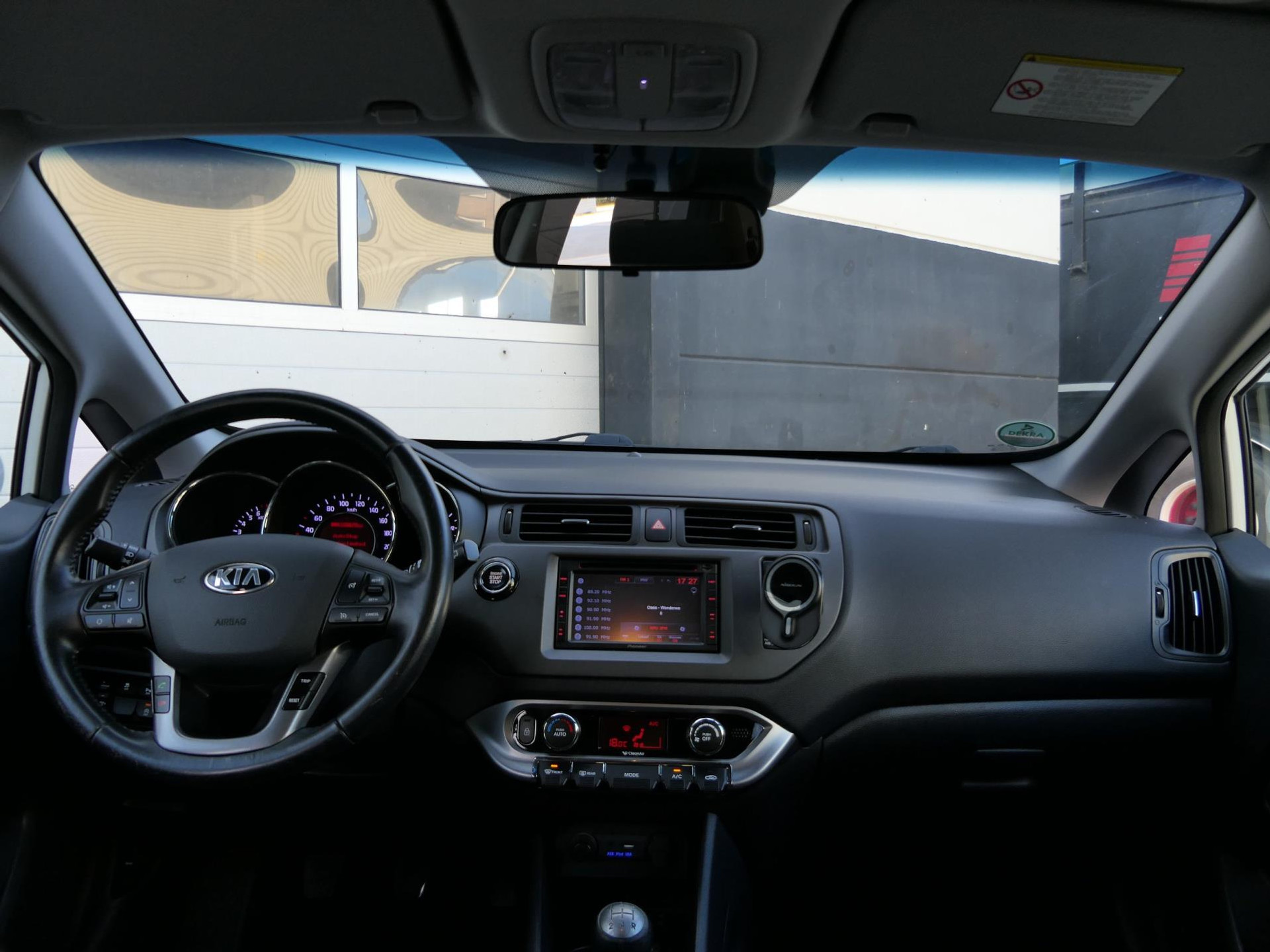 Kia Rio 1.2 CVVT Super Pack 5-Deurs | Cruise | Clima | Bluetooth | 17 Inch 48052003-9.jpg | Autobedrijf van Wierick