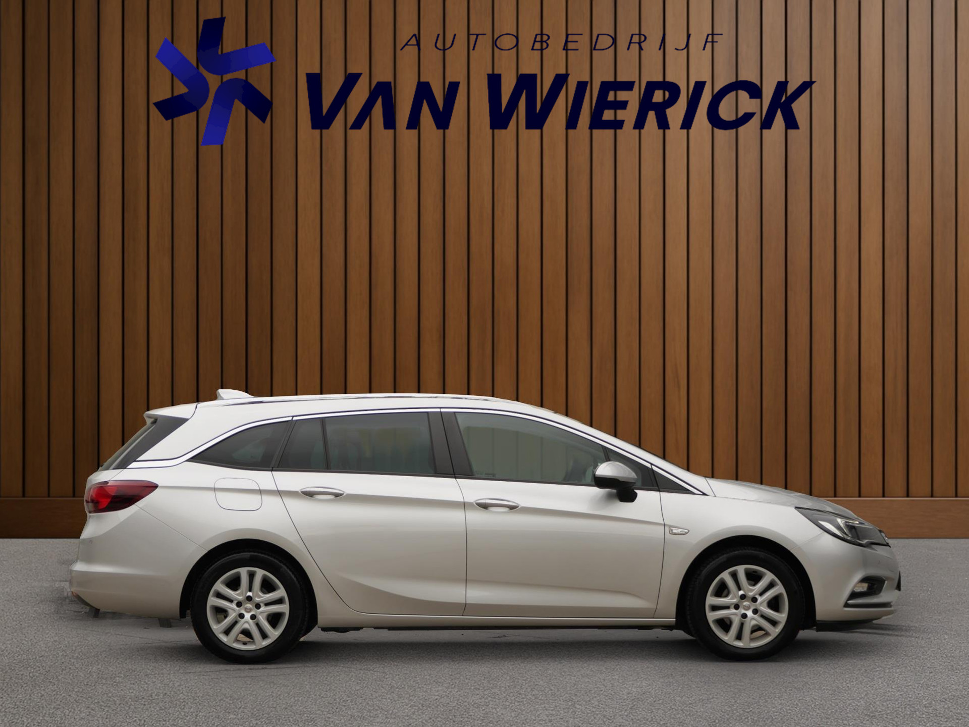 Opel Astra Sports Tourer 1.0 Online Edition 105PK | Afneembare Trekhaak | Cruise | Navi | 1e Eigenaar 48155924-2.jpg | Autobedrijf van Wierick