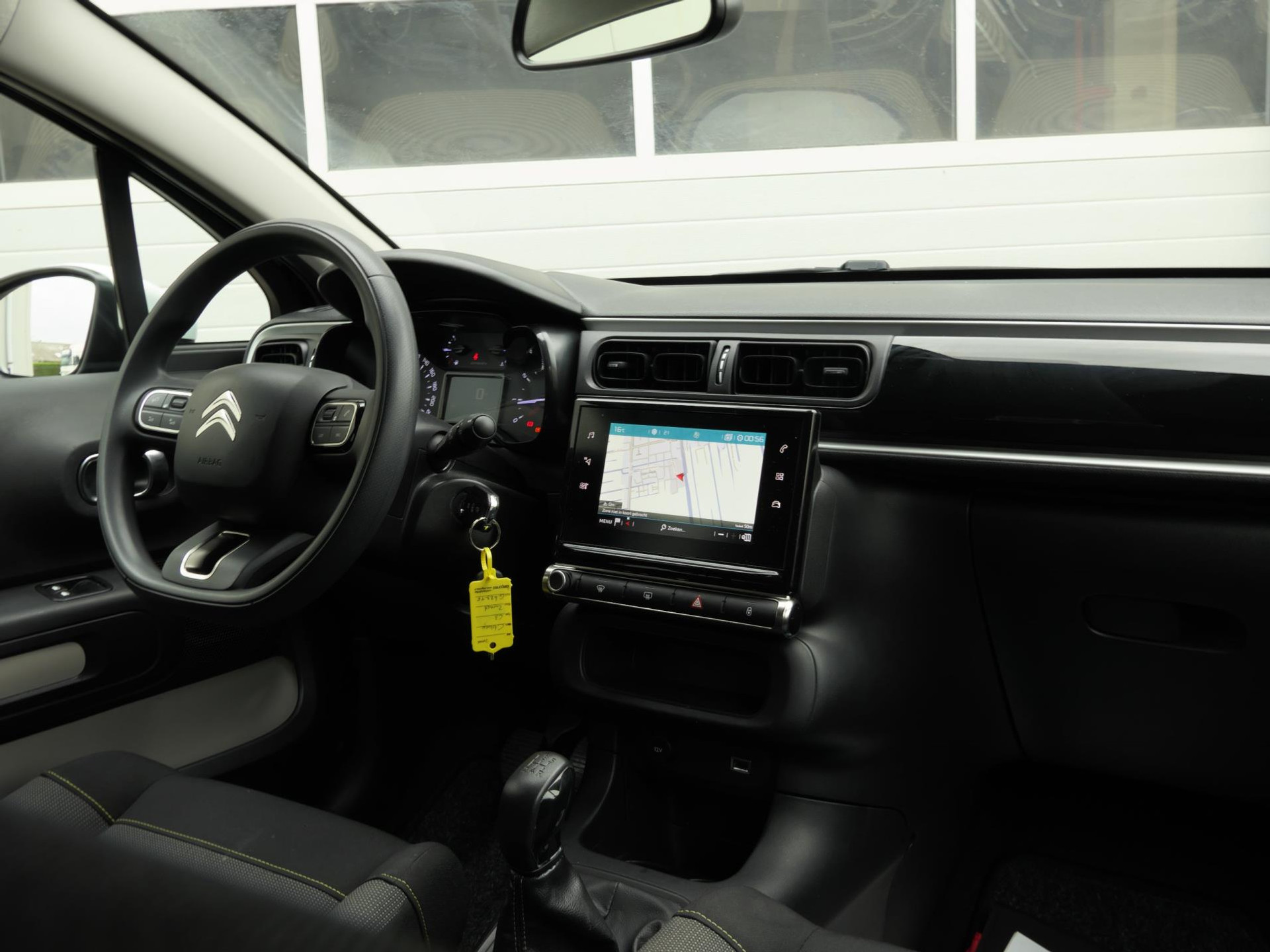 Citroën C3 1.2 PureTech S&S Feel Edition | Cruise | Apple Carplay | Navi | Clima 48194895-10.jpg | Autobedrijf van Wierick