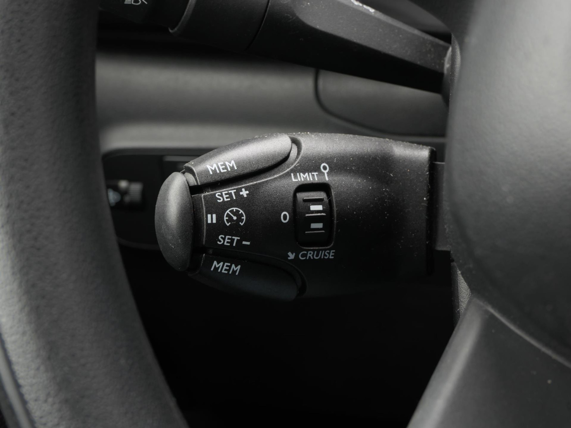 Citroën C3 1.2 PureTech S&S Feel Edition | Cruise | Apple Carplay | Navi | Clima 48194895-14.jpg | Autobedrijf van Wierick