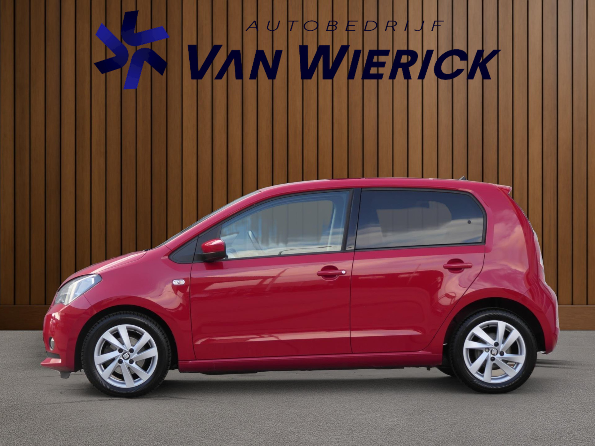 SEAT Mii 1.0 Sport Dynamic 5-Deurs | 15 Inch | Stoelverwarming | Getinte ramen 48305698-1.jpg | Autobedrijf van Wierick