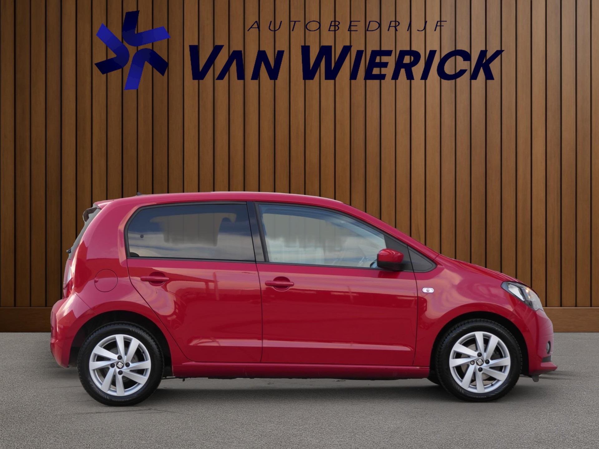 SEAT Mii 1.0 Sport Dynamic 5-Deurs | 15 Inch | Stoelverwarming | Getinte ramen 48305698-2.jpg | Autobedrijf van Wierick