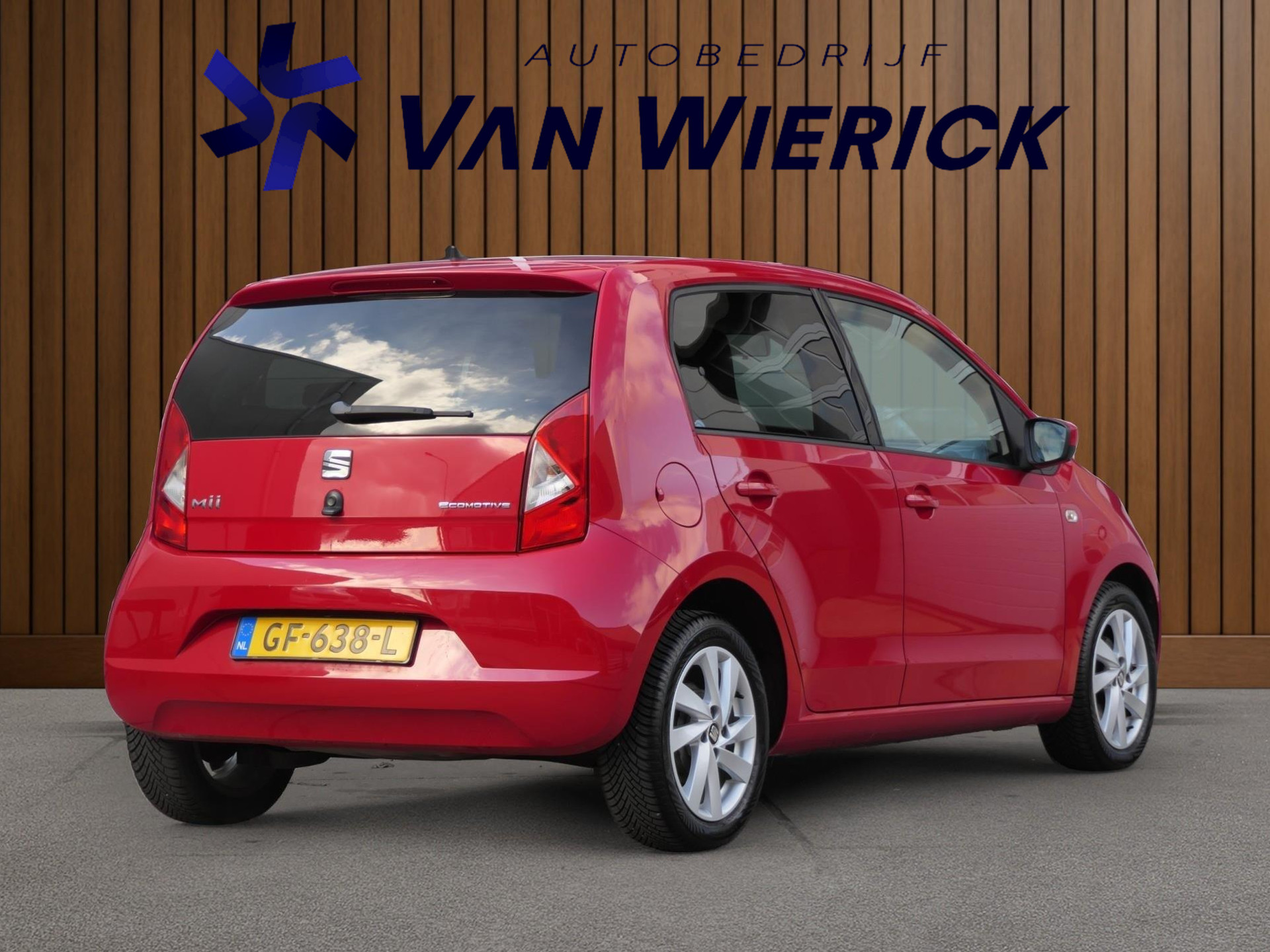 SEAT Mii 1.0 Sport Dynamic 5-Deurs | 15 Inch | Stoelverwarming | Getinte ramen 48305698-3.jpg | Autobedrijf van Wierick