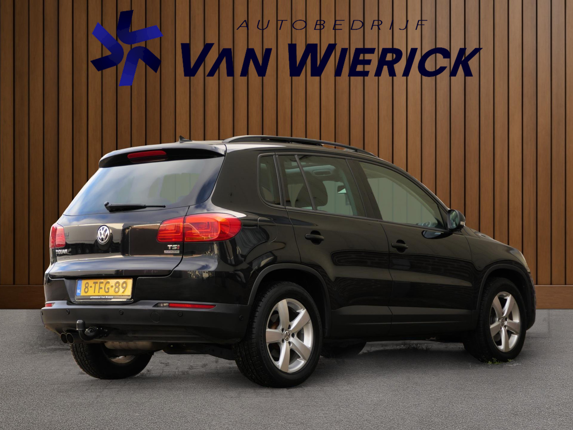 Volkswagen Tiguan 1.4 TSI Comfort&Design Edition | Trekhaak | Kantel/schuif Dak | Cruise 48477593-3.jpg | Autobedrijf van Wierick