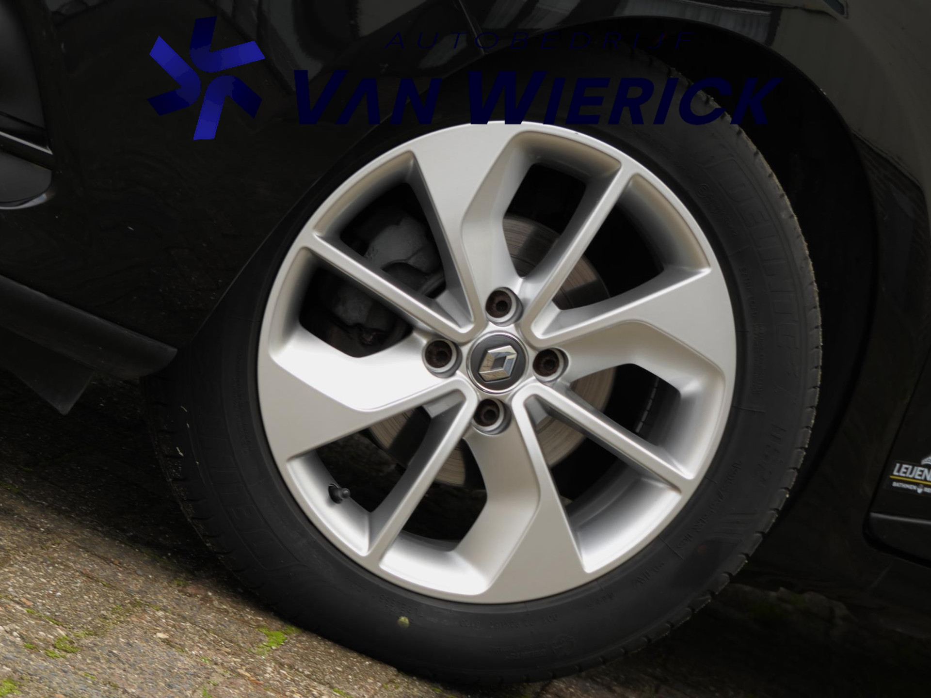 Renault Clio Estate 0.9 TCe Limited | Cruise | PDC | 17 Inch | Nette Staat 48483168-4.jpg | Autobedrijf van Wierick