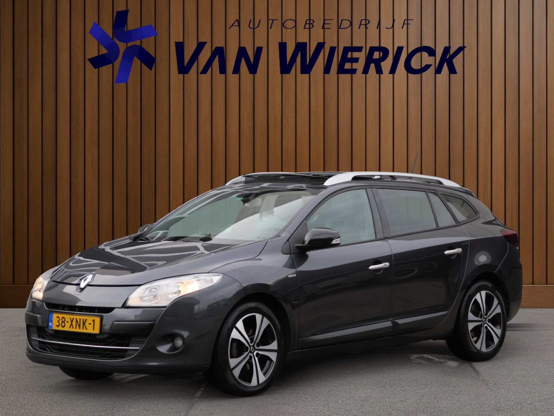Renault Mégane Estate 1.4 TCe Bose 131PK | Schuif/Kanteldak | Trekhaak | Cruise | Clima | Half leerstof 49981741-0.jpg | Autobedrijf van Wierick
