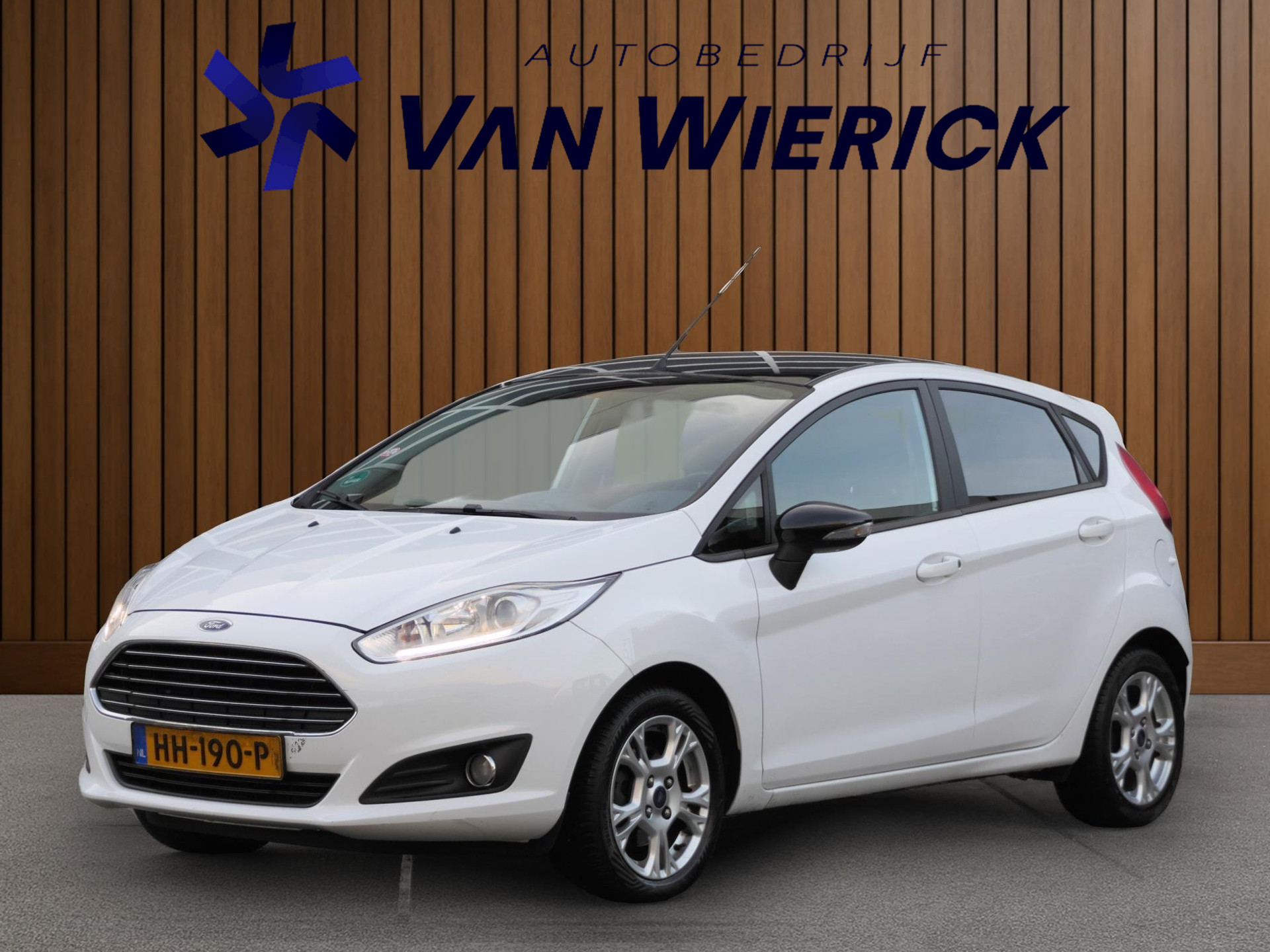 Ford Fiesta 1.0 White Edition | LM Velgen | Bluetooth | Airco 49991615-0.jpg | Autobedrijf van Wierick
