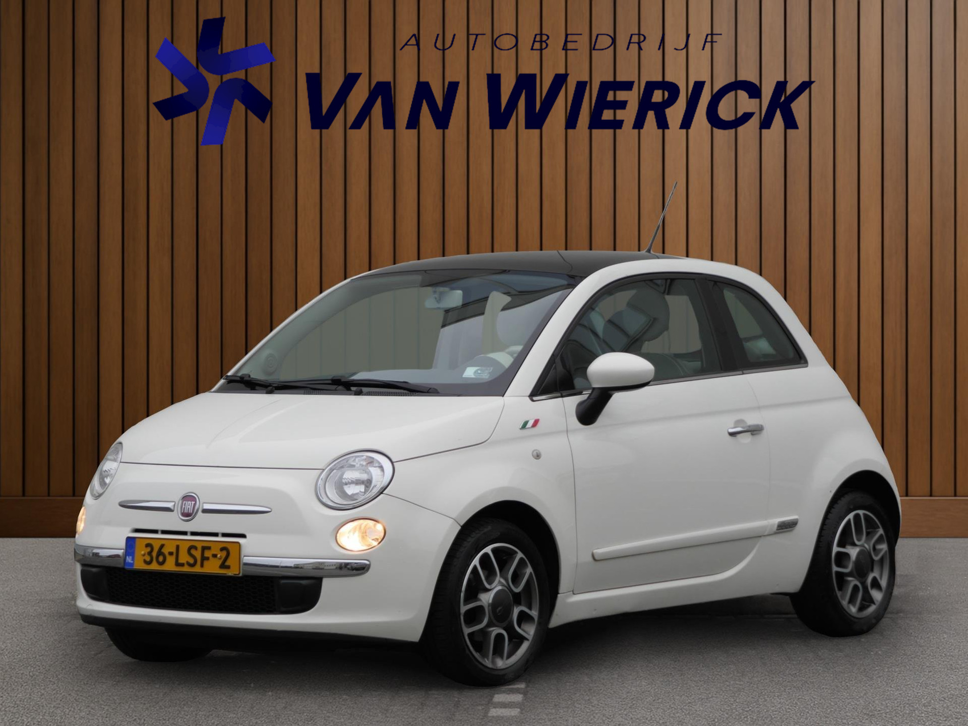 Fiat 500 1.2 Lounge | LM Velgen | Automaat | Panorama Dak 50324293-0.jpg | Autobedrijf van Wierick