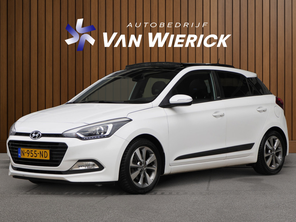 Hyundai i20 1.0 T-GDI Premium 120PK | Schuifdak | Camera | Cruise | Clima | Trekhaak | LM Velgen 55724647-0.jpg | Autobedrijf van Wierick